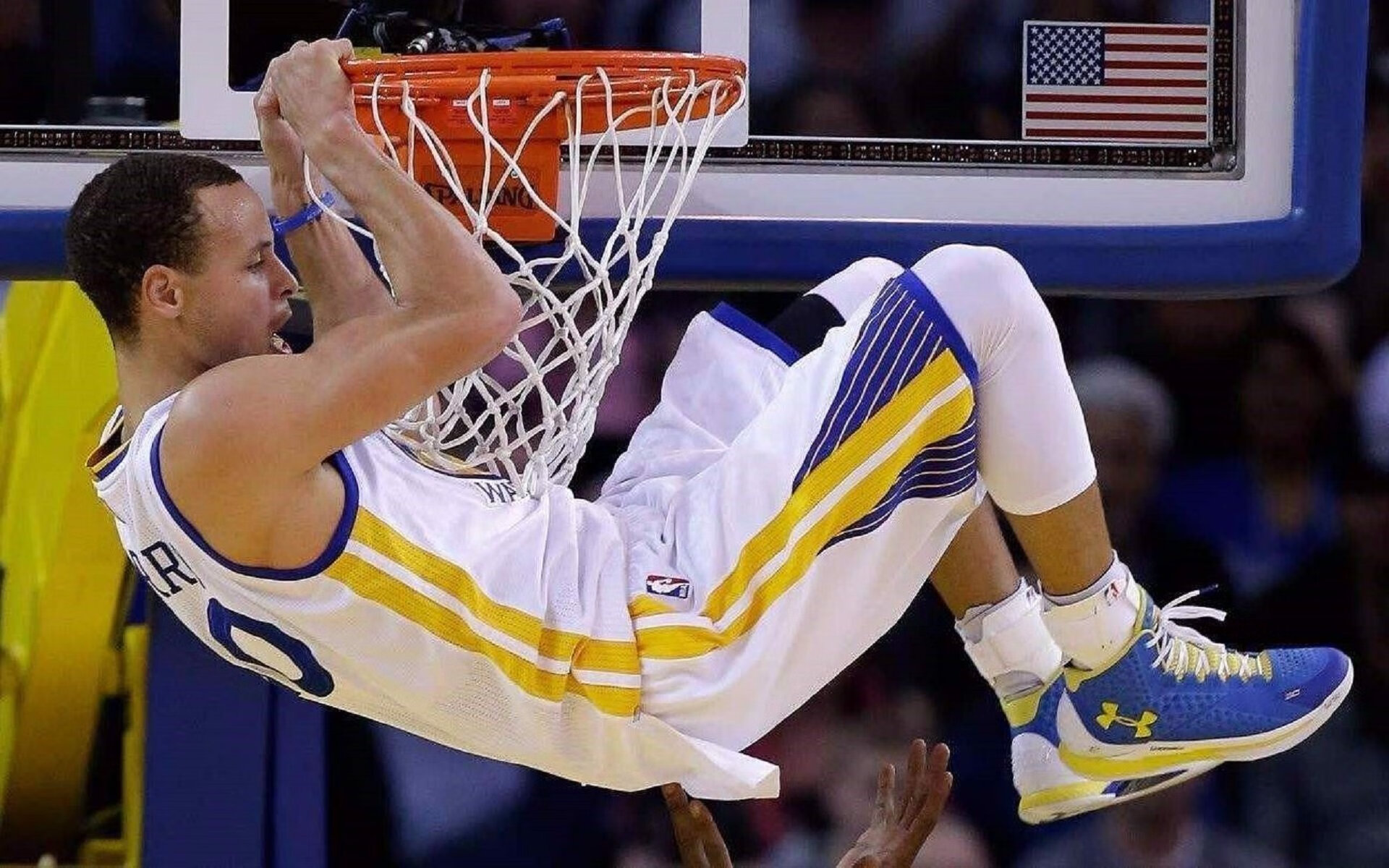体育元宇宙：NBA推出虚拟球迷社区，支持全球球迷跨时区助威。，nba虚拟观众